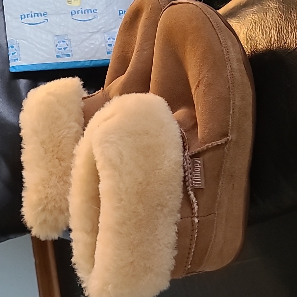Fitflop Tan Ankle Boots with Cream Fur
